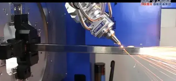 Fornecedor de Máquina de Corte a Laser Imagem