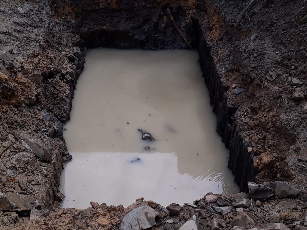 Demolição de rocha subaquático em São Paulo