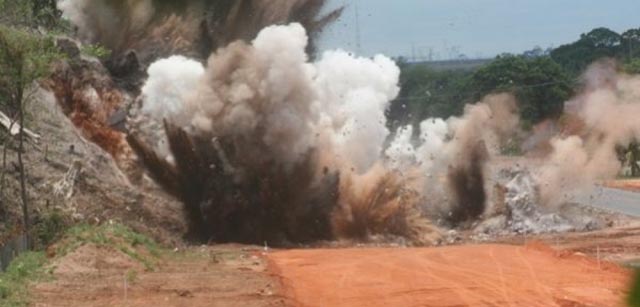Detonações de Rocha Controlada