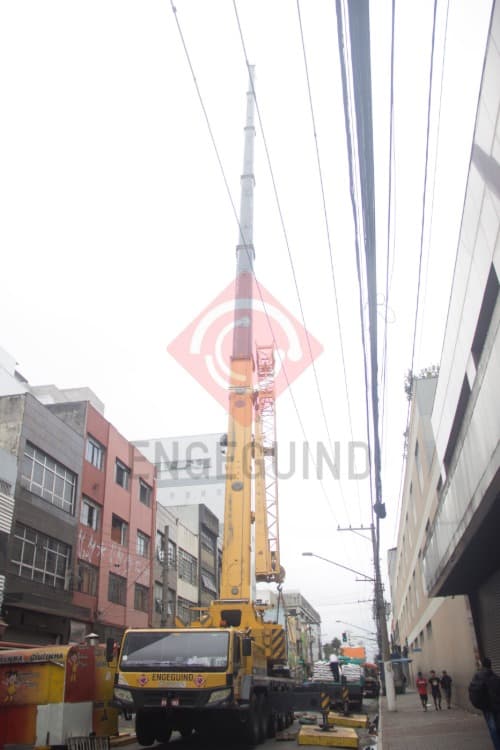 Aluguel de Guindaste de 160 Toneladas