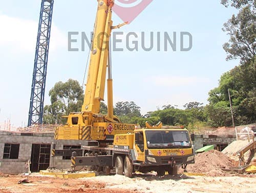 Locaço de Guindaste de 160 Toneladas em Santana Do Parnaíba - Aluguel