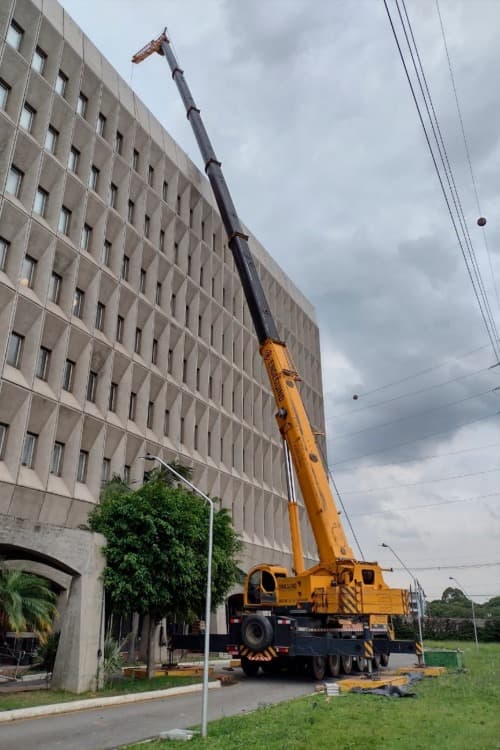 Locação de guindaste de 160 toneladas em São José dos Campos