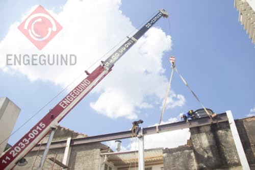 Locação de Guindaste de 20 Toneladas