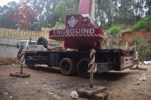 Locação de Guindaste de 30 Toneladas em Guarulhos - Aluguel
