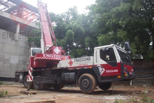Locação de Guindaste de 30 Toneladas em Santana Do Parnaíba - Aluguel