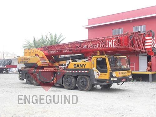 Locação de Guindaste de 80 Toneladas