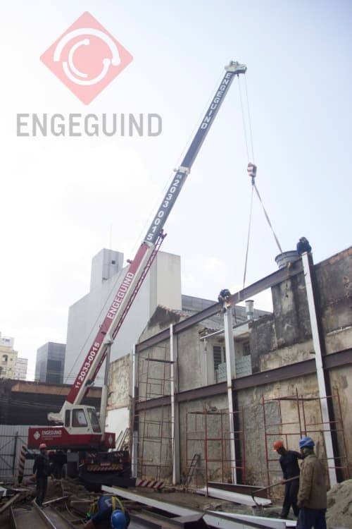 Locação de guindaste em Cotia – Aluguel