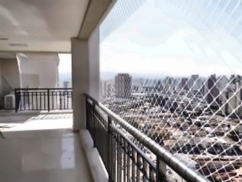 Telas de proteção no Morumbi