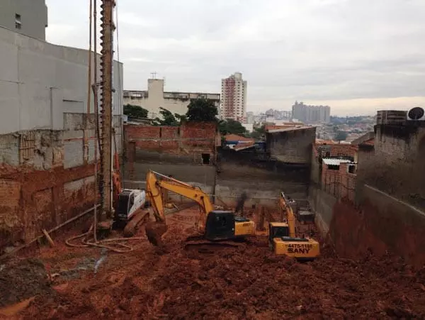 Serviços de terraplenagem