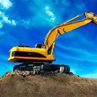 Locação de escavadeira com perfuratriz