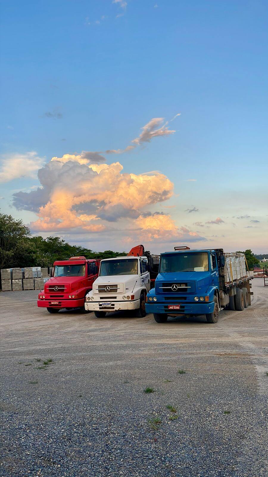 Caminhão Rachid - Compromisso com a entrega