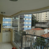 Indústria de Envidraçamento de Sacadas