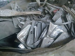 Compra de Sucata de Placa de Carro de Aluminio de Industria