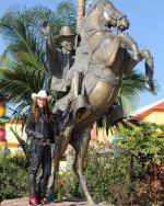 Animais em fibra de vidro