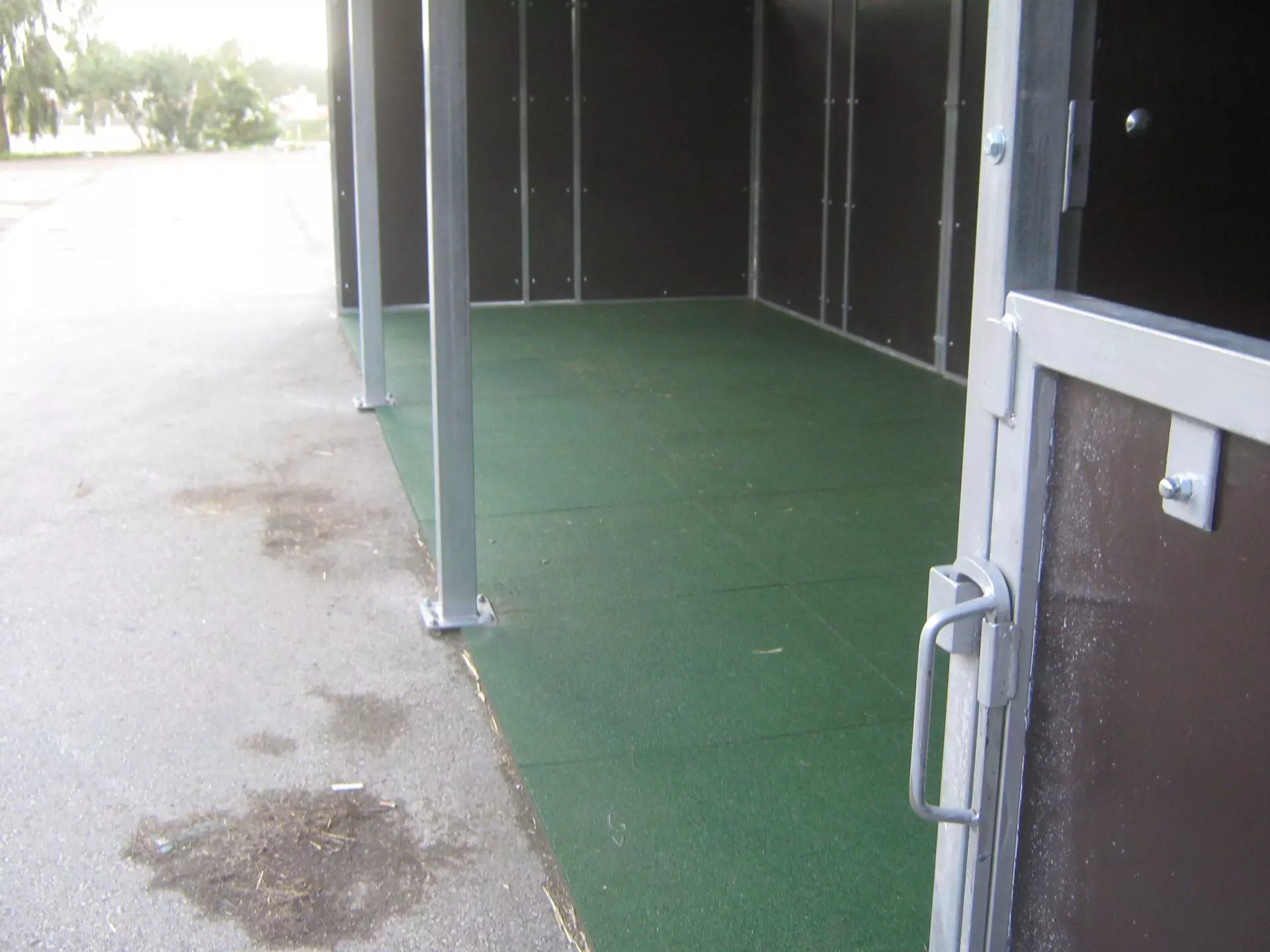 Piso de Borracha para Cavalos Imagem