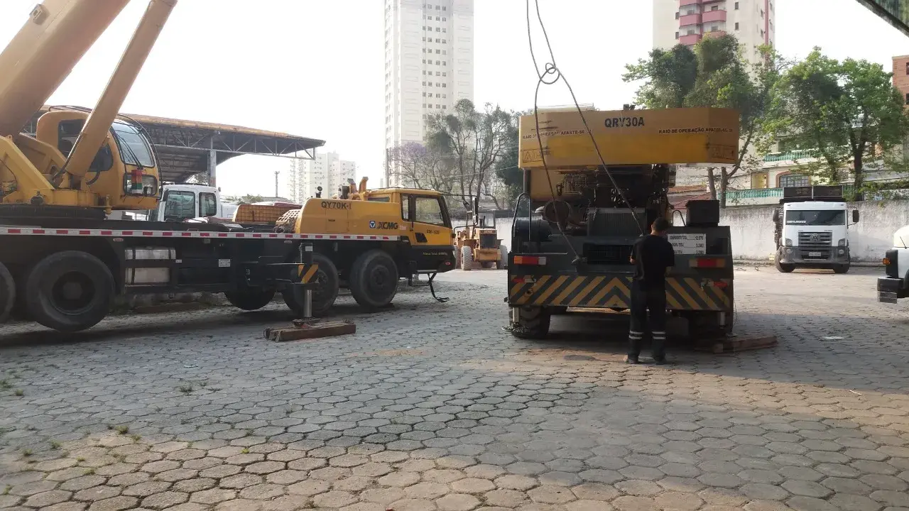 Locação de Guindaste RT em Osasco