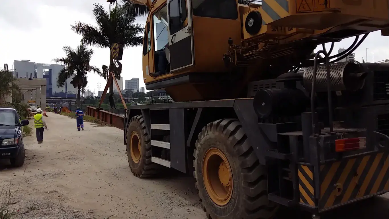 Locação de Guindaste RT em SP