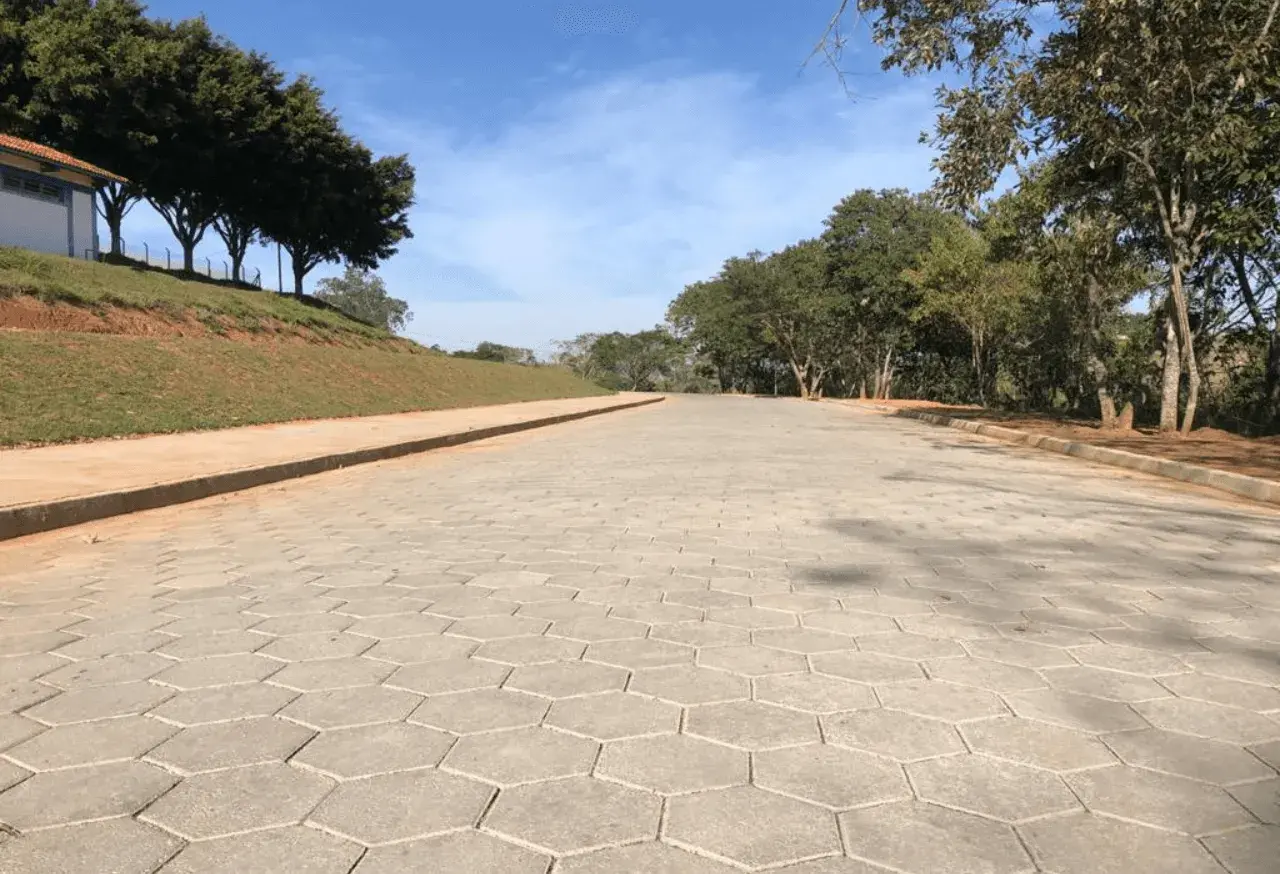 Pavimentação Alambari