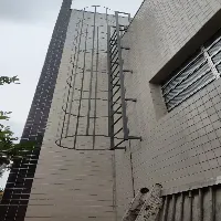 Pivotec - Portões em aço