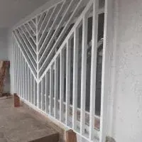 Pivotec - Portões em aço