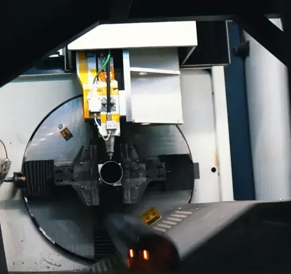 Fábrica De Máquinas De Corte A Laser Chapas