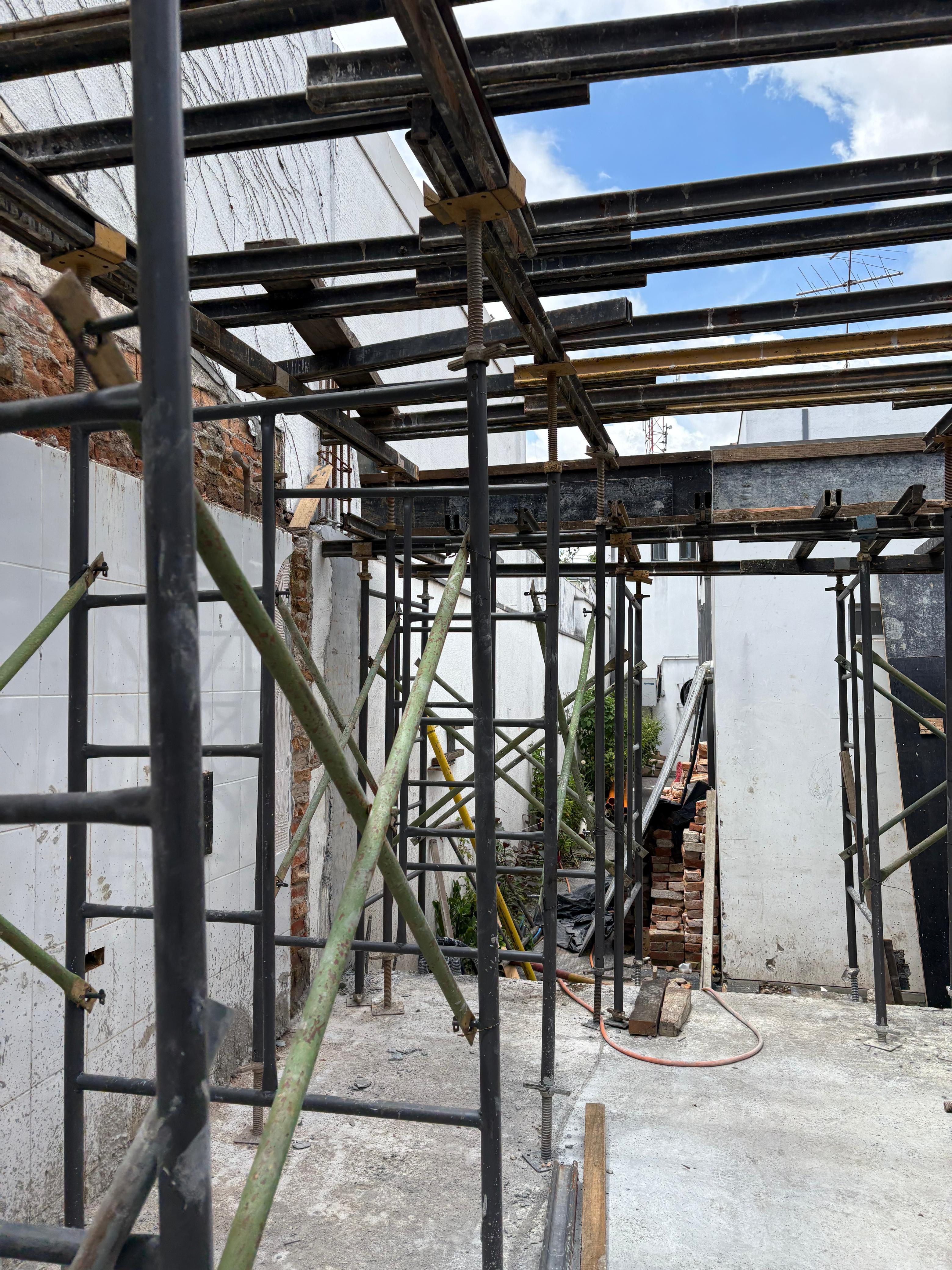 Locação de escora para laje Zona Norte