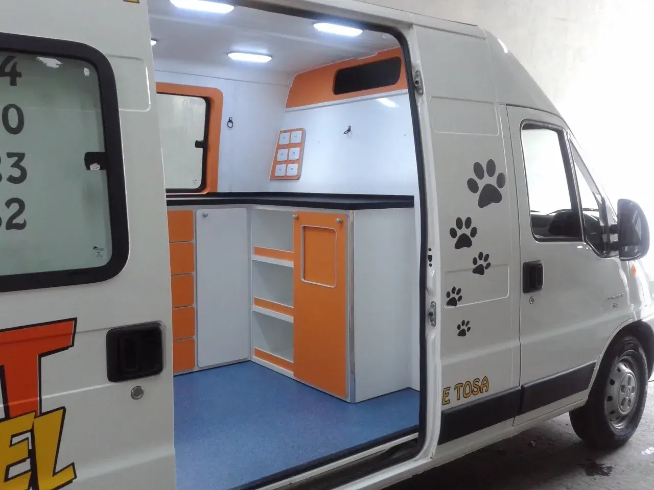 Adaptação de Veiculo para Pet Shop