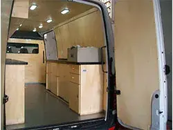 Van Adaptada para Escritório