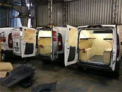 Vans Adaptadas para Comércio